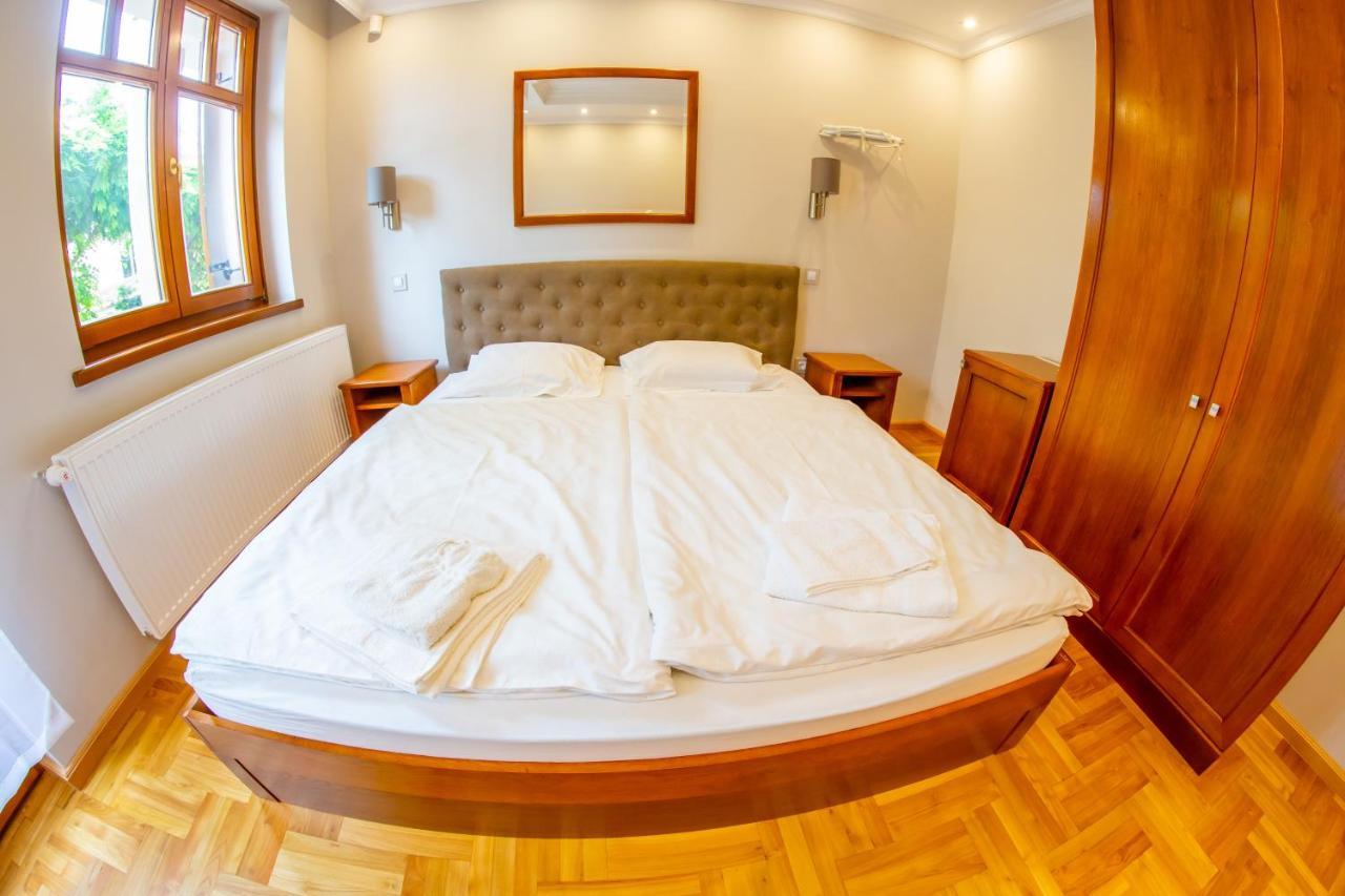 Aranykert Vendégház Eger Esterno foto